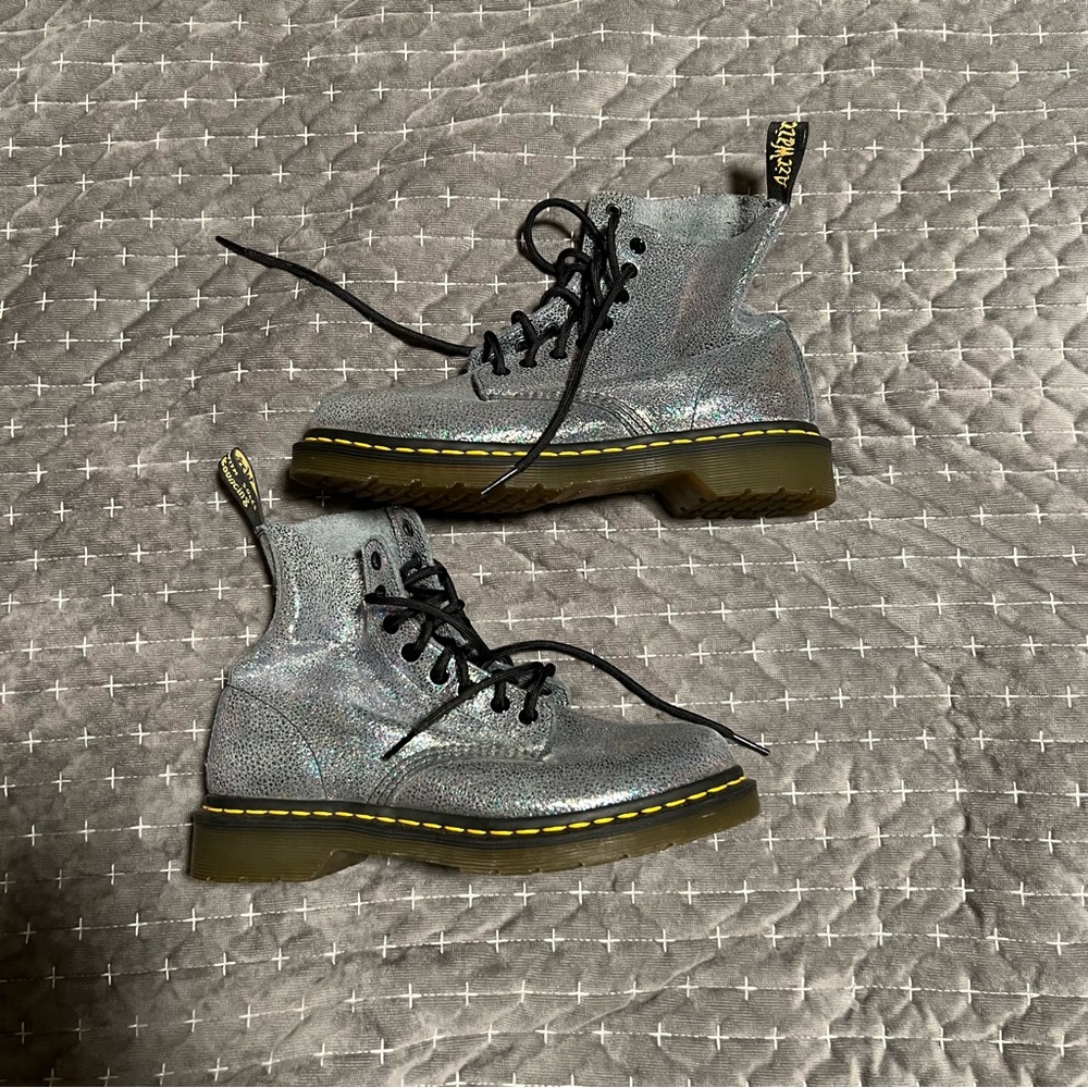 Dr. Martens pascal boots
